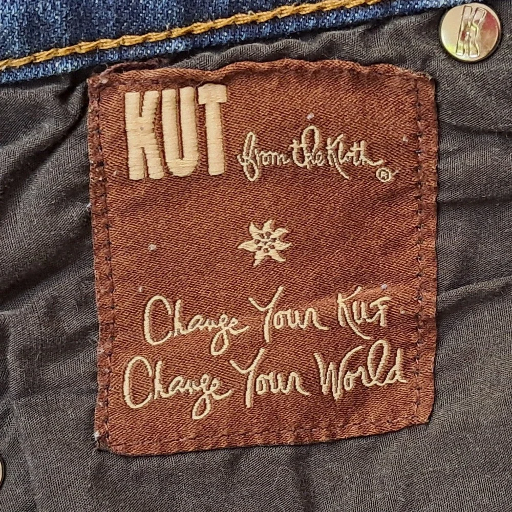 KUT from the Kloth Womens Bermuda Denim Shorts Medium Wash Blue Size 4 KB130MA1N